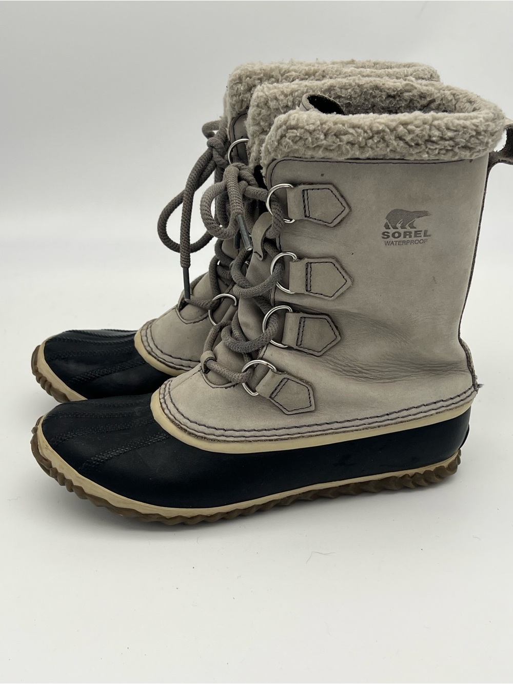 Sorel Women's 8.5 Caribou Slim winter boots Quarry Grey shoes leather duck